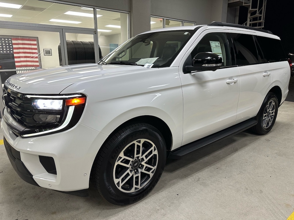 Certified 2025 Ford Expedition Active 4x2 Active SUV