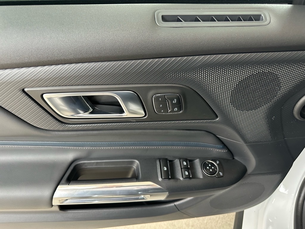 2025 Ford Mustang GT Premium Convertible - Photo 16