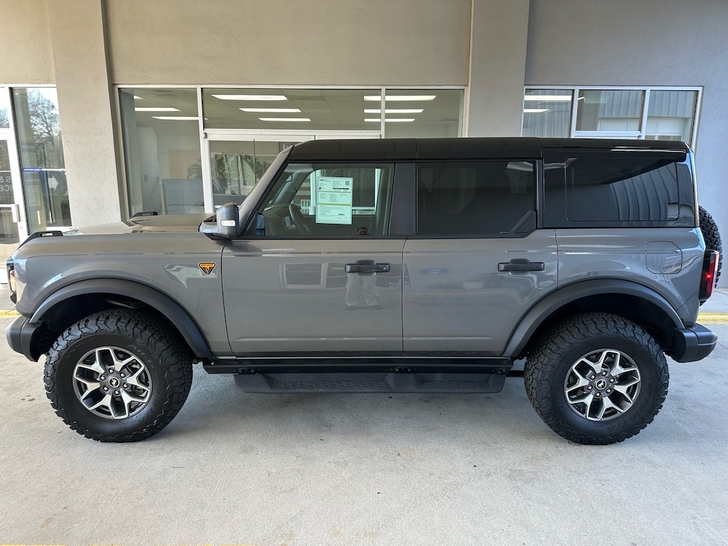Certified 2025 Ford Bronco Badlands 4x4 Badlands SUV
