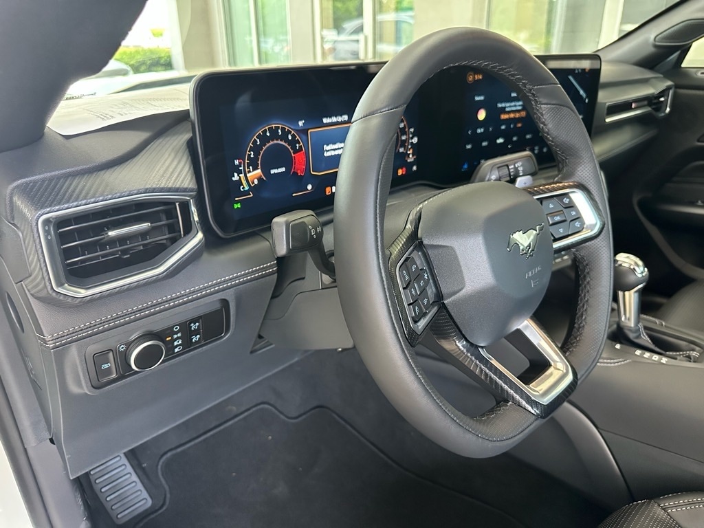 2025 Ford Mustang GT Premium Convertible - Photo 20