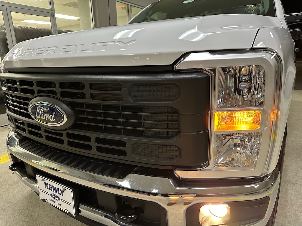 New 2026 Ford F-250 Super Duty XL 4x2 XL Regular Cab 8 ft. LB Pickup