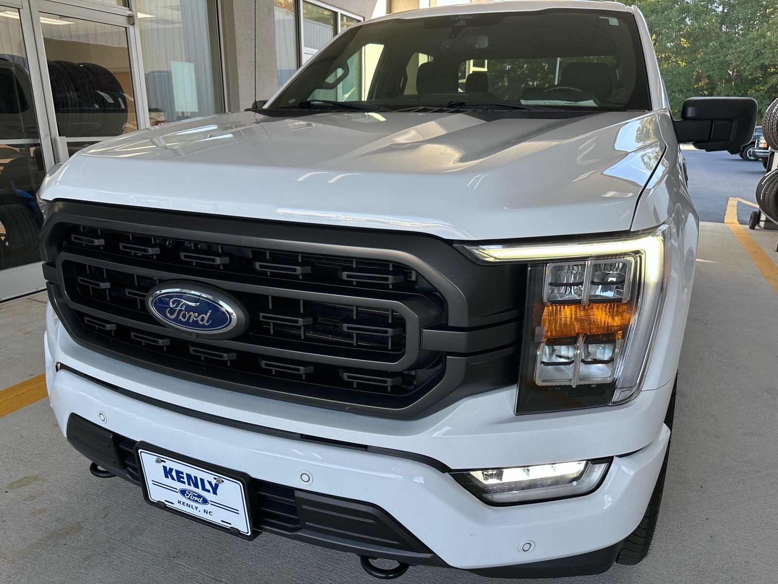 Certified 2022 Ford F-150 XLT 4x4 XLT SuperCrew 5.5 ft. SB