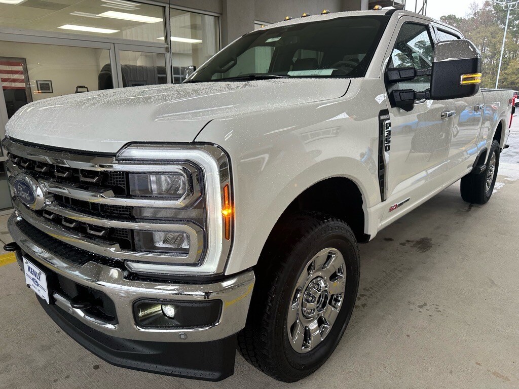 New 2026 Ford F-350 Super Duty King Ranch 4x4 King Ranch Crew Cab 6.8 ft. SB SRW Pickup