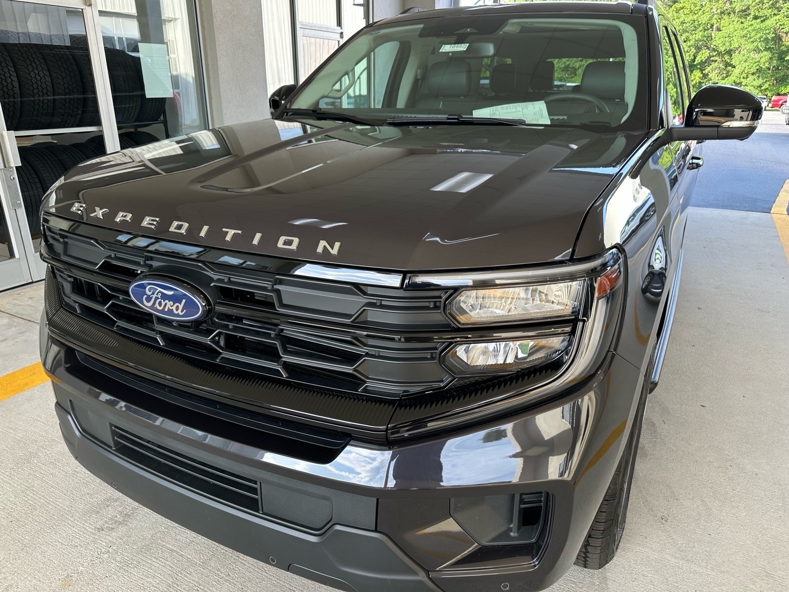 2026 Ford Expedition Active MAX 4x4's photo
