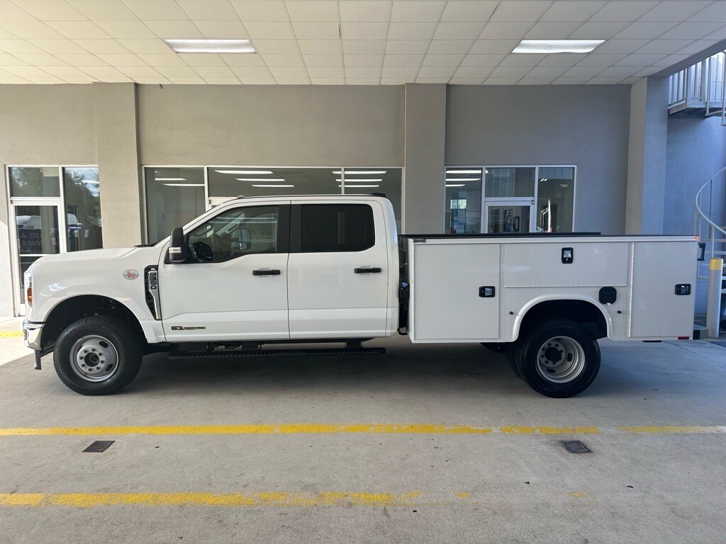 2026 Ford F-350 XL photo 2