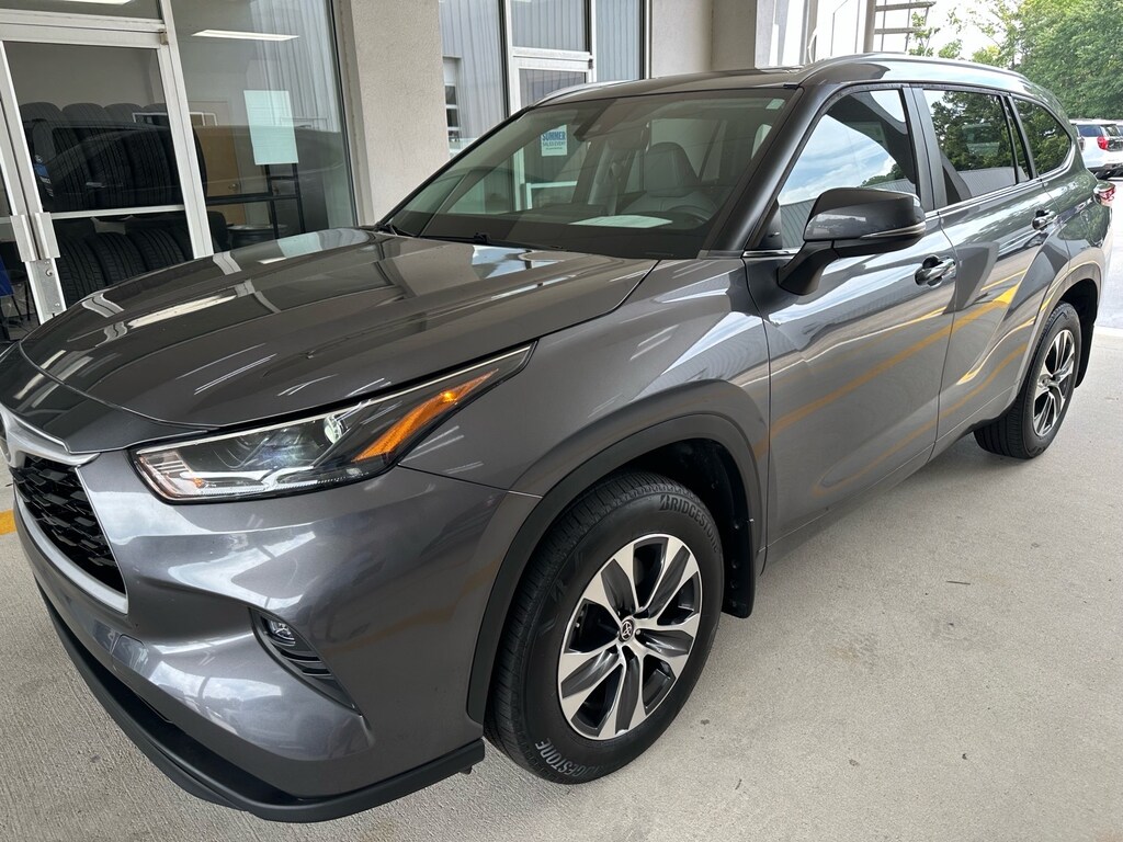Certified 2024 Toyota Highlander XLE AWD XLE SUV