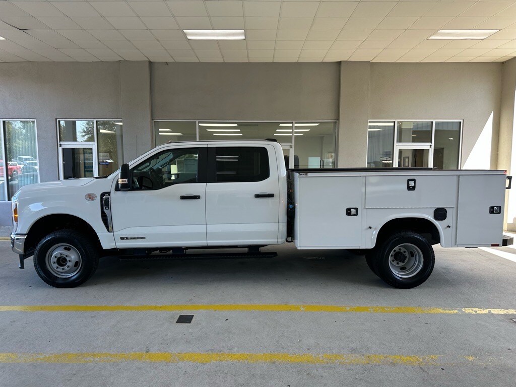 2026 Ford F-350 XL photo 2