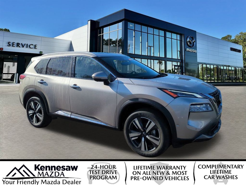 2023 Nissan Rogue SL's photo