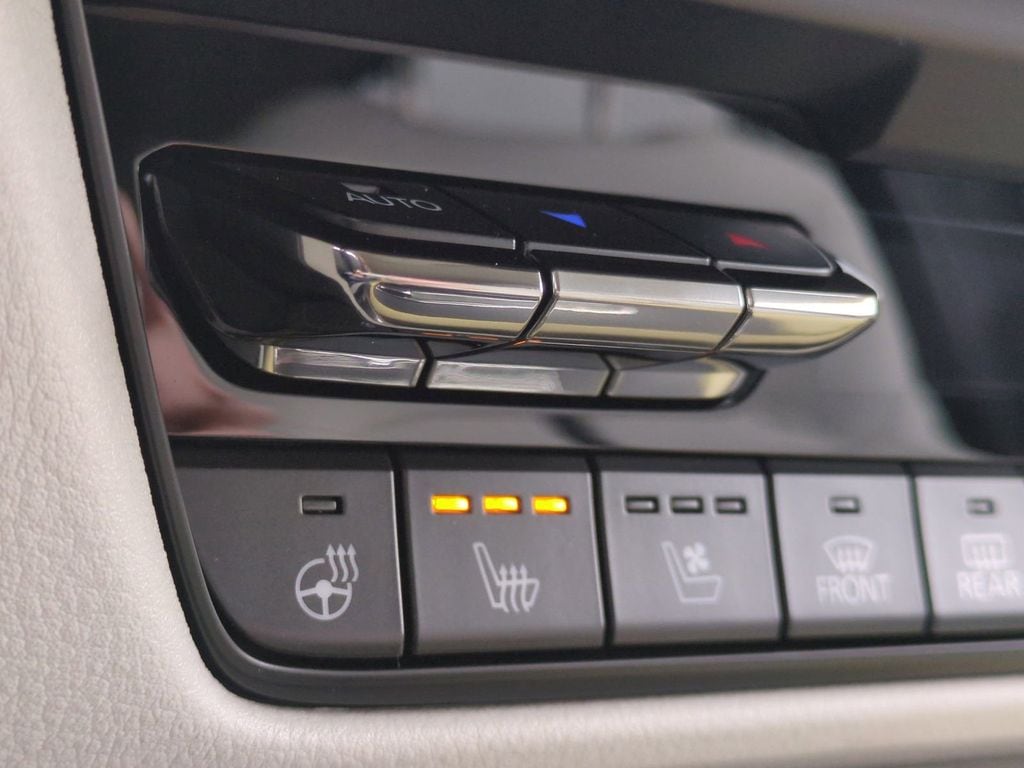 2026 Mazda CX-90 Premium Plus Package - Photo 23