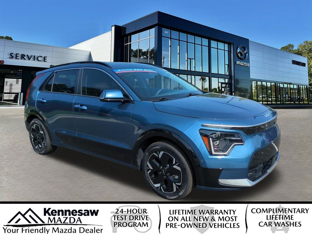 2023 Kia Niro Wave EV's photo
