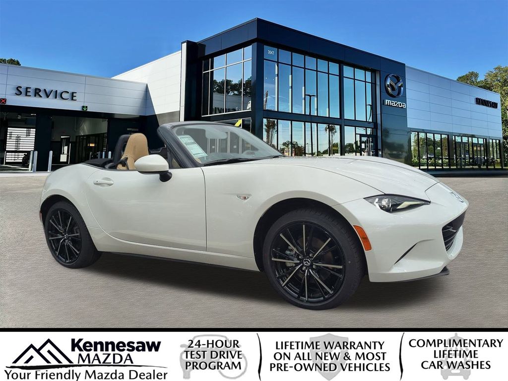 2025 Mazda MX-5 Miata Grand Touring's photo
