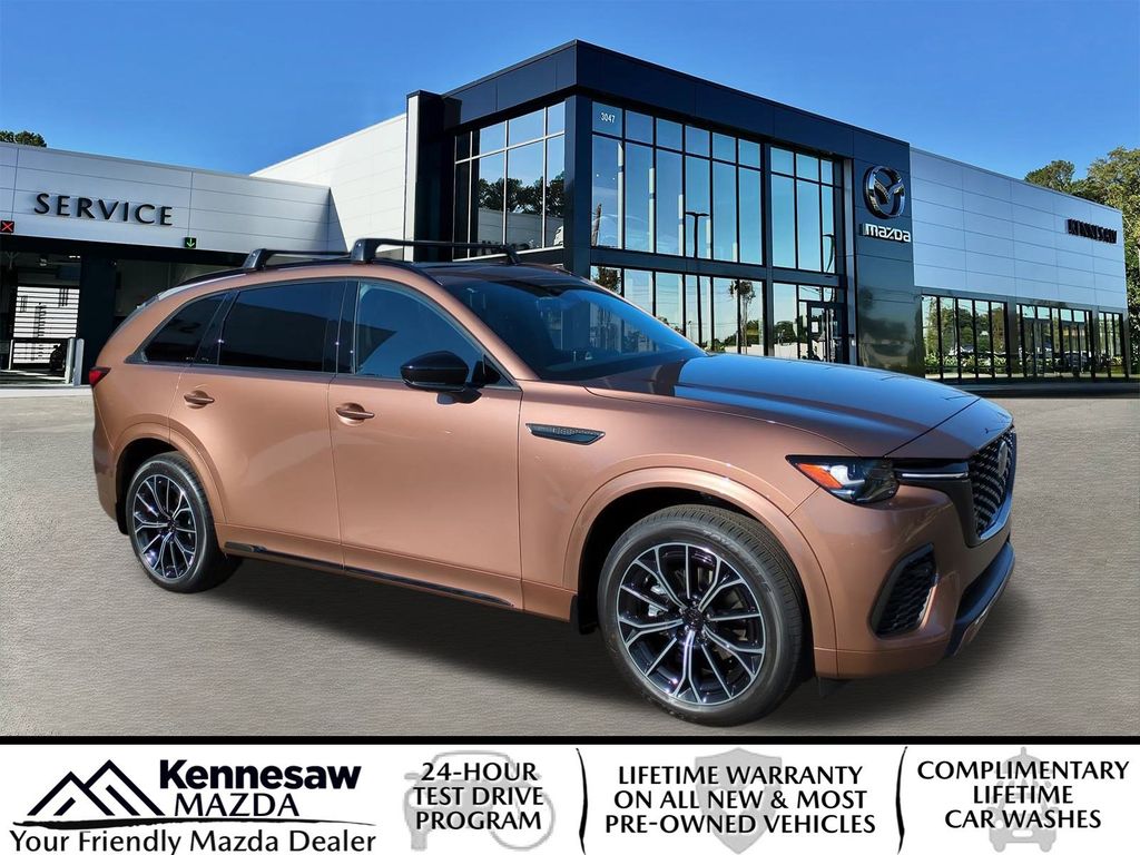 2026 Mazda CX-70 Premium Package's photo