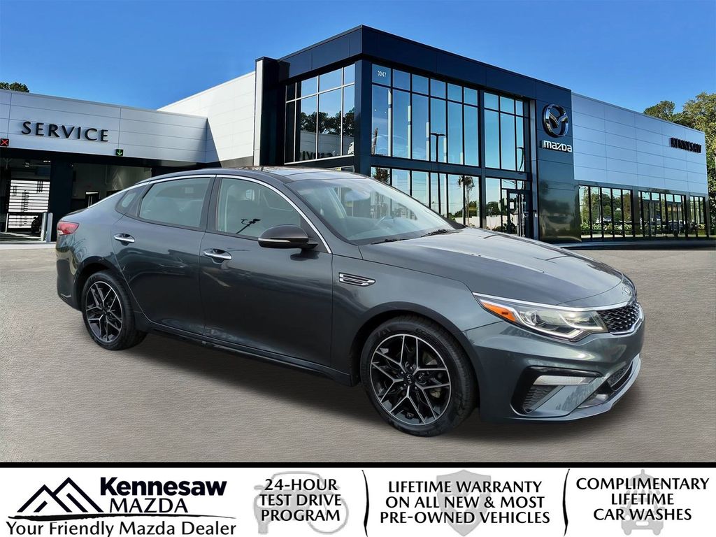 2020 Kia Optima SE's photo