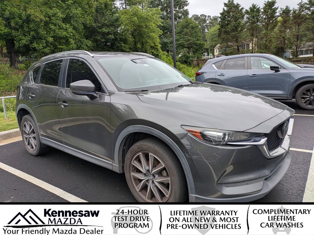2018 Mazda CX-5 Touring auto's photo
