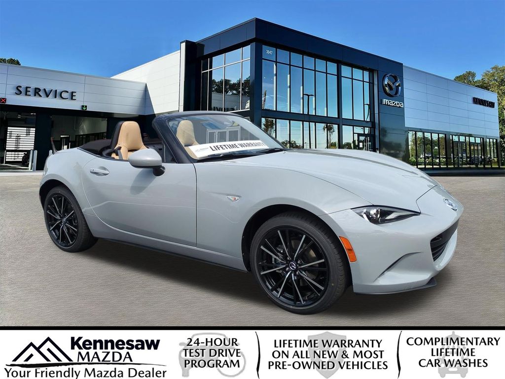 2026 Mazda MX-5 Miata Grand Touring