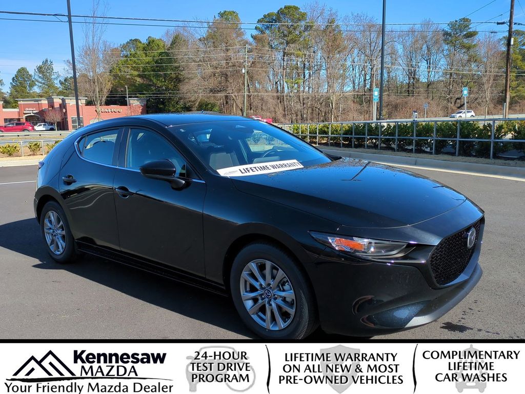 2026 Mazda Mazda3 S's photo