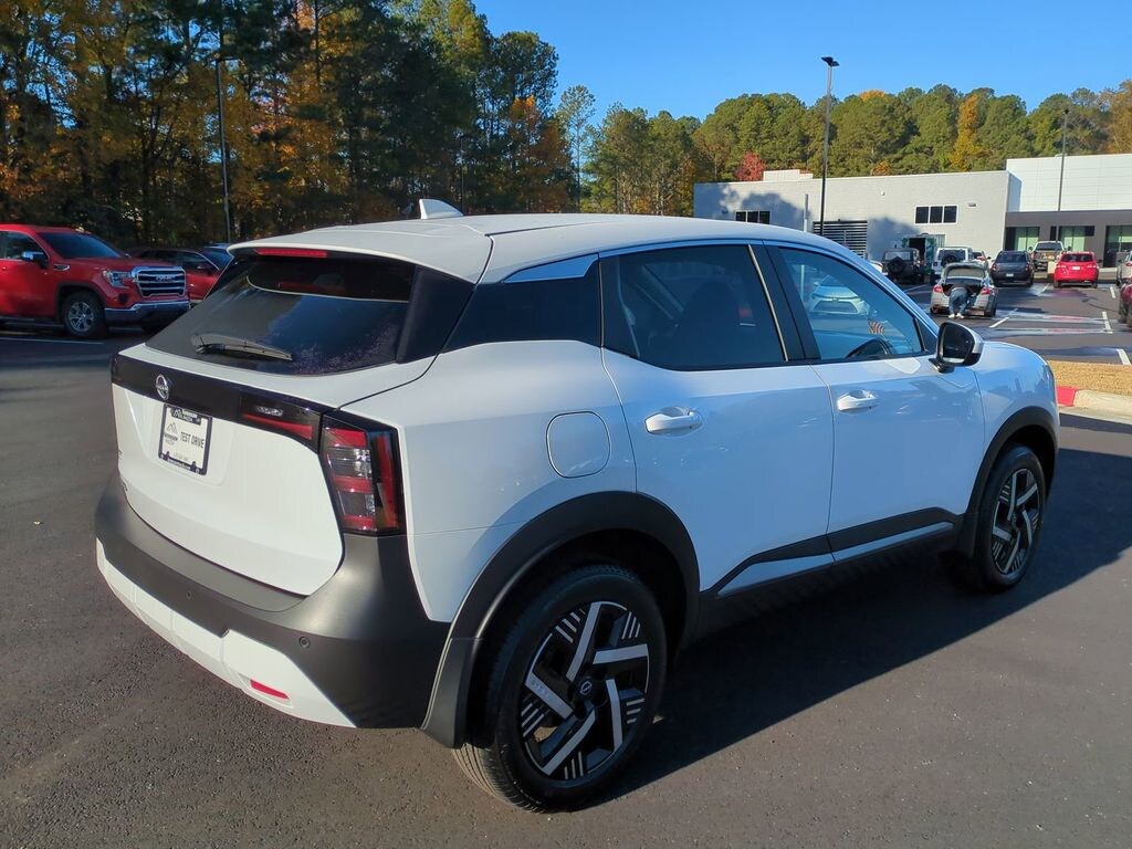 Used 2025 Nissan Kicks SV SUV