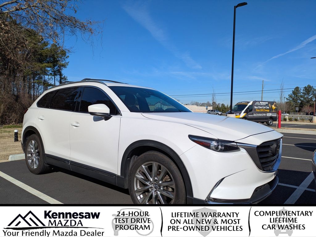 2016 Mazda CX-9 Signature's photo