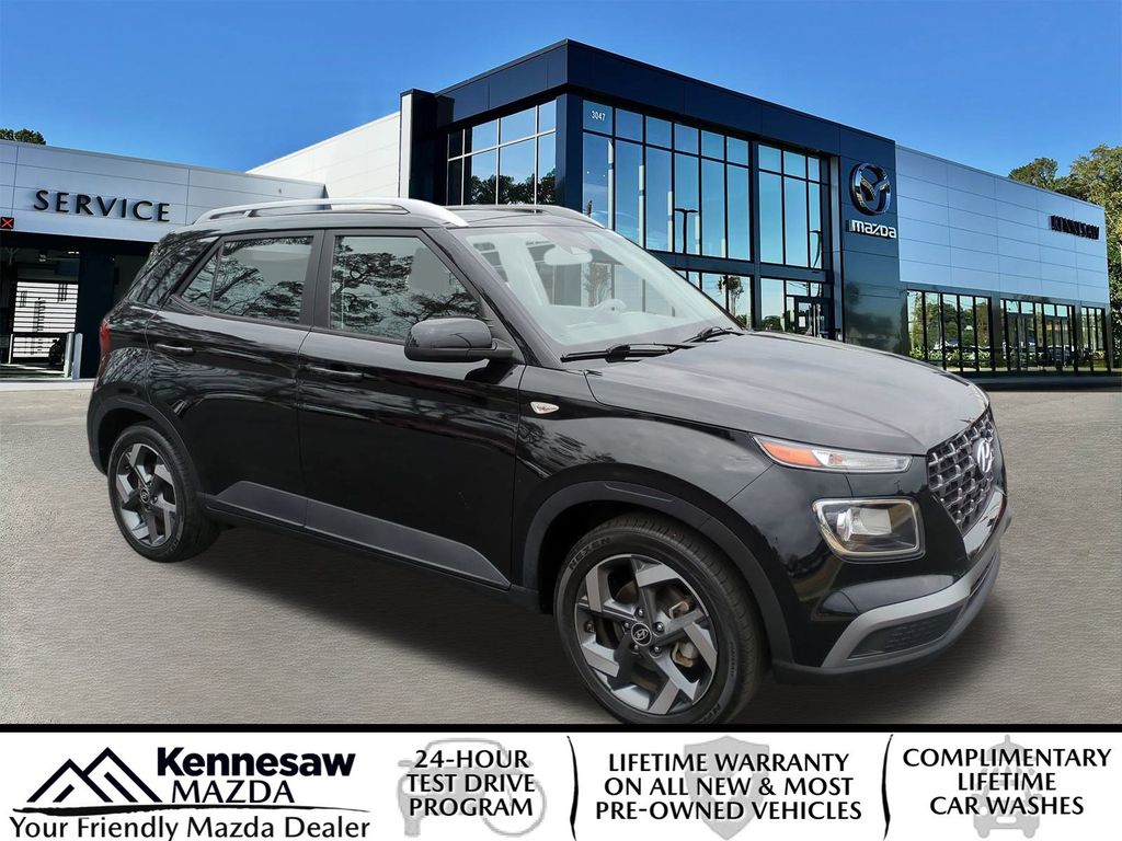 2023 Hyundai Venue SEL's photo