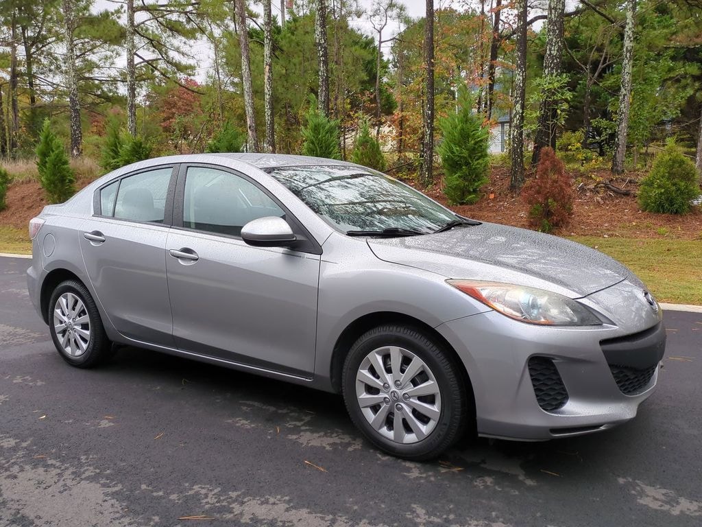 Used 2013 Mazda Mazda3 i Sport Sedan