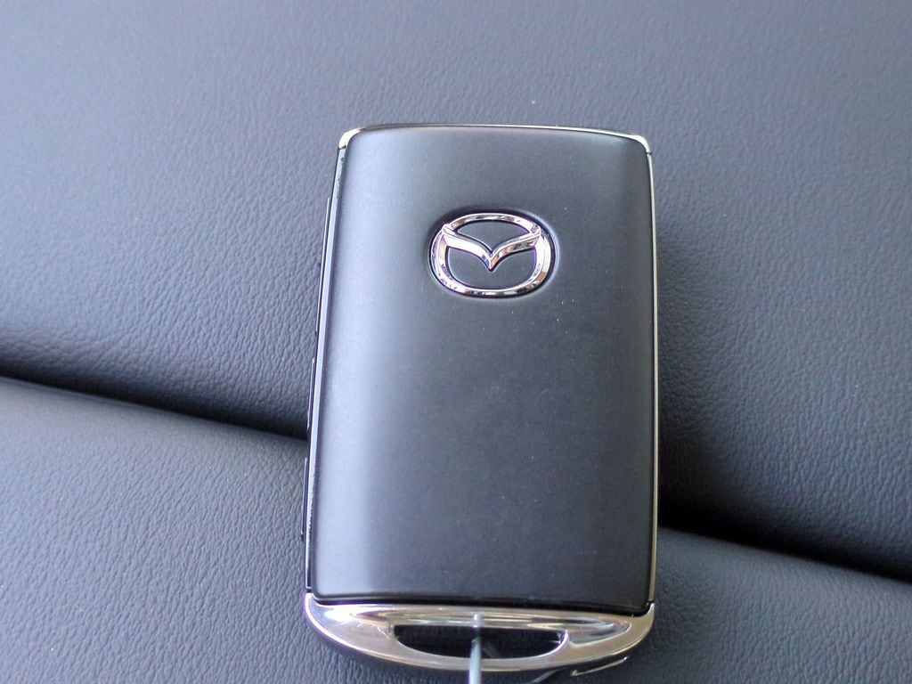 2026 Mazda CX-90 Premium Package - Photo 28