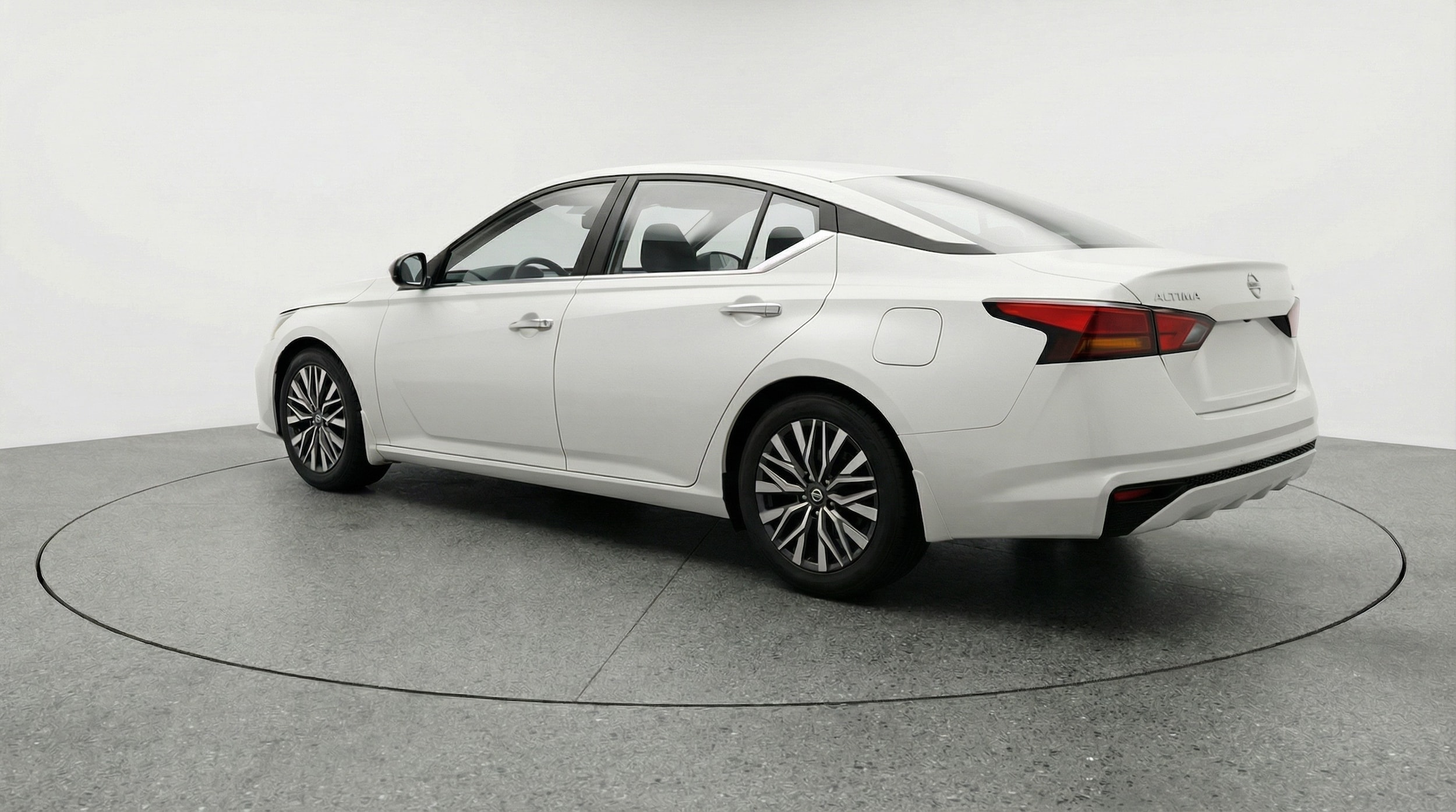 Thumbnail: 2025 Nissan Altima - 5