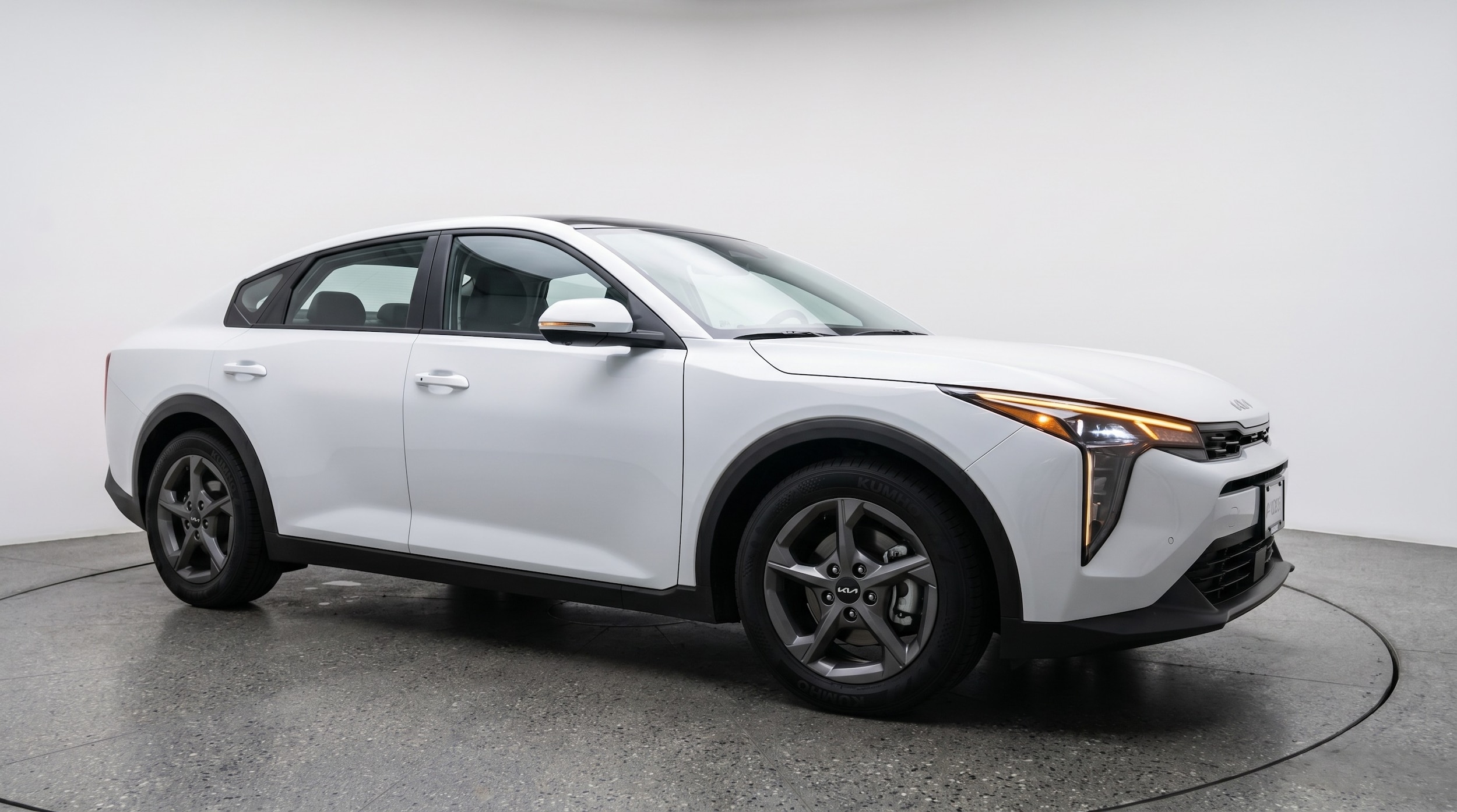 Thumbnail: 2025 Kia K4 - 1