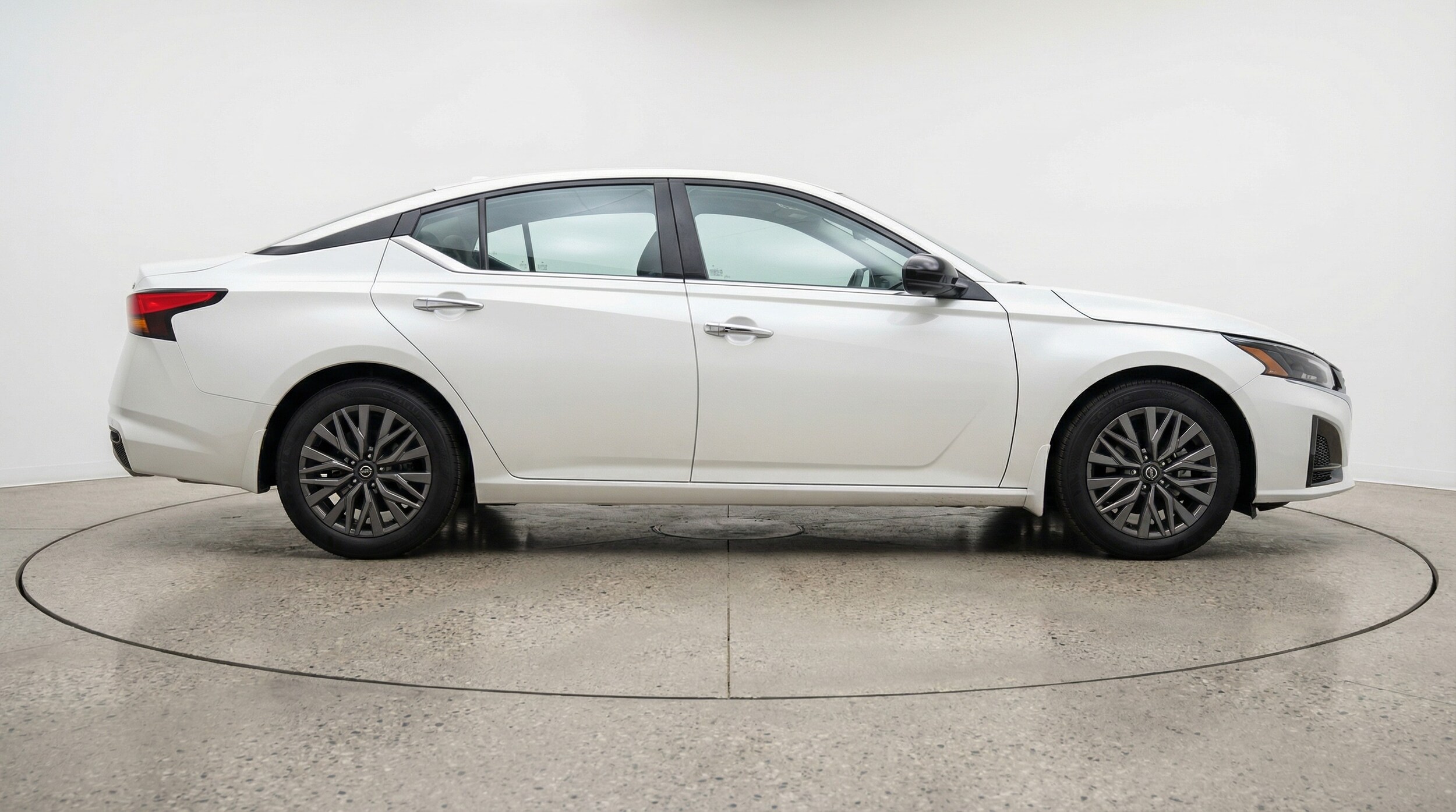 Thumbnail: 2025 Nissan Altima - 8