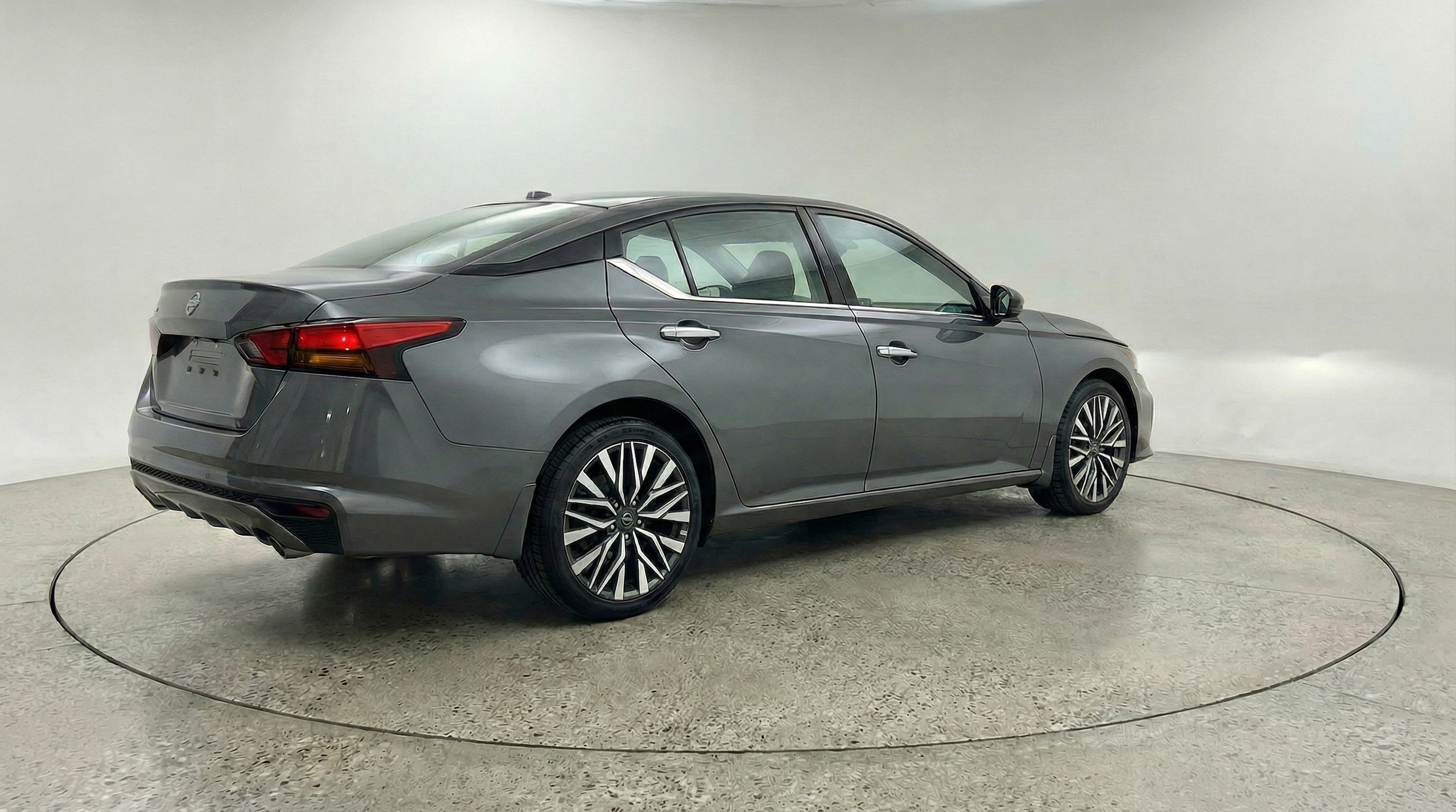 Thumbnail: 2025 Nissan Altima - 7