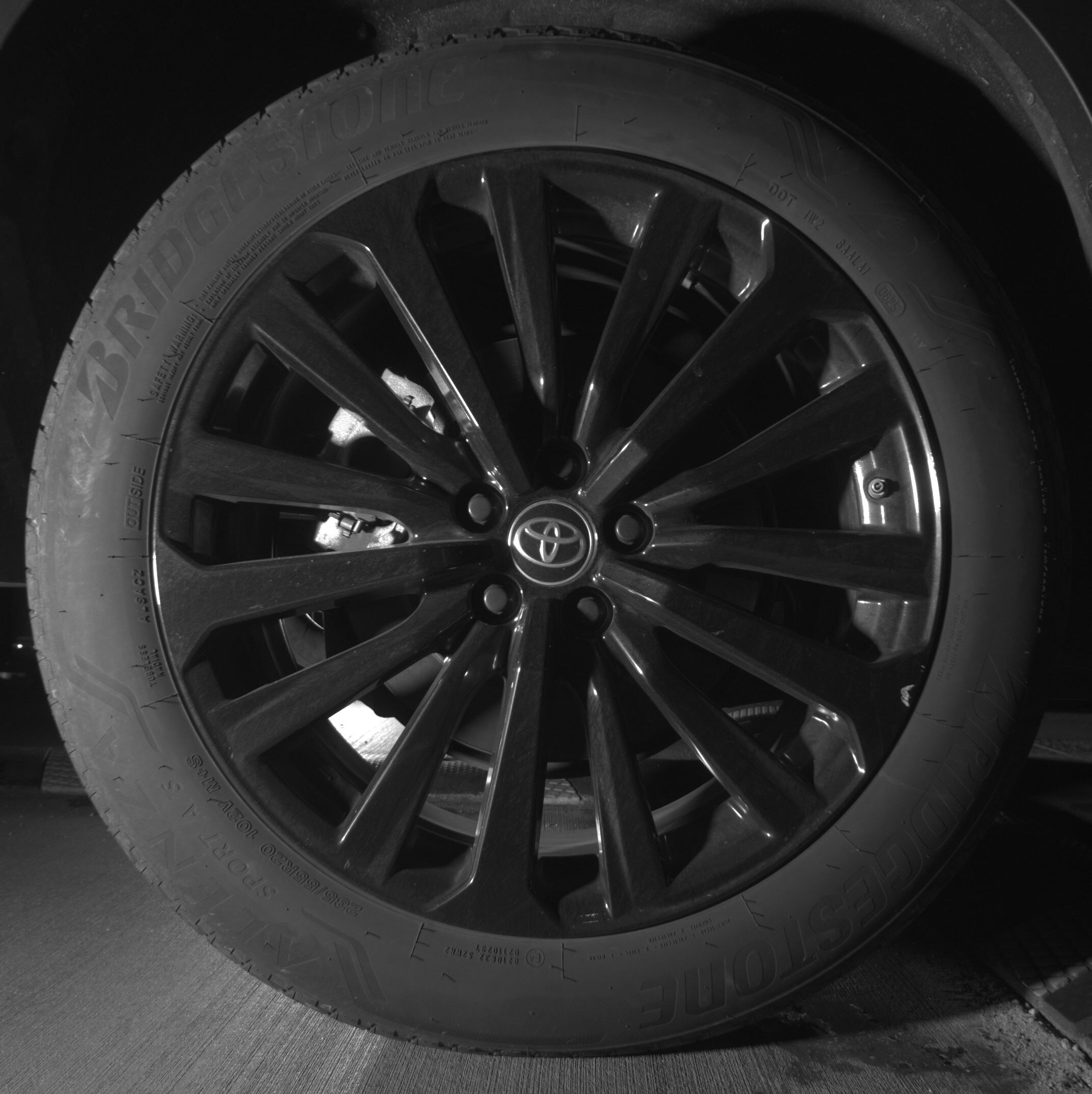 Thumbnail: 2025 Toyota Highlander - 12