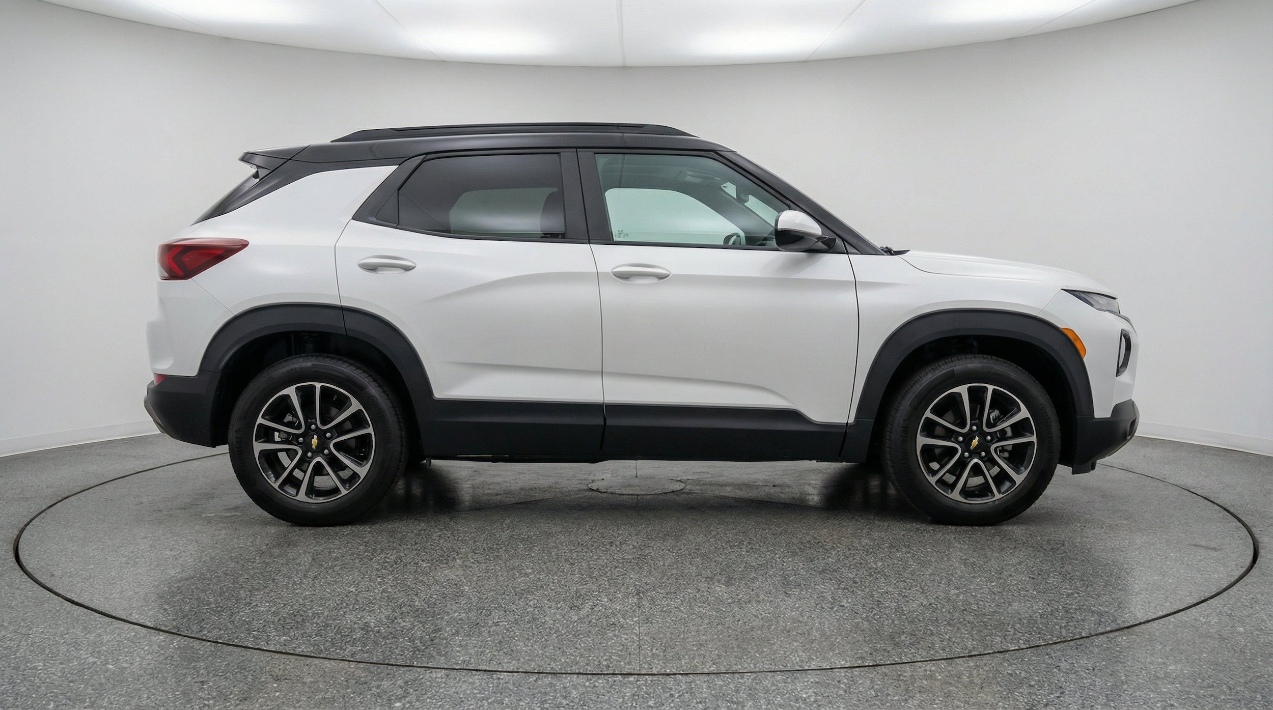 Thumbnail: 2025 Chevrolet TrailBlazer - 11