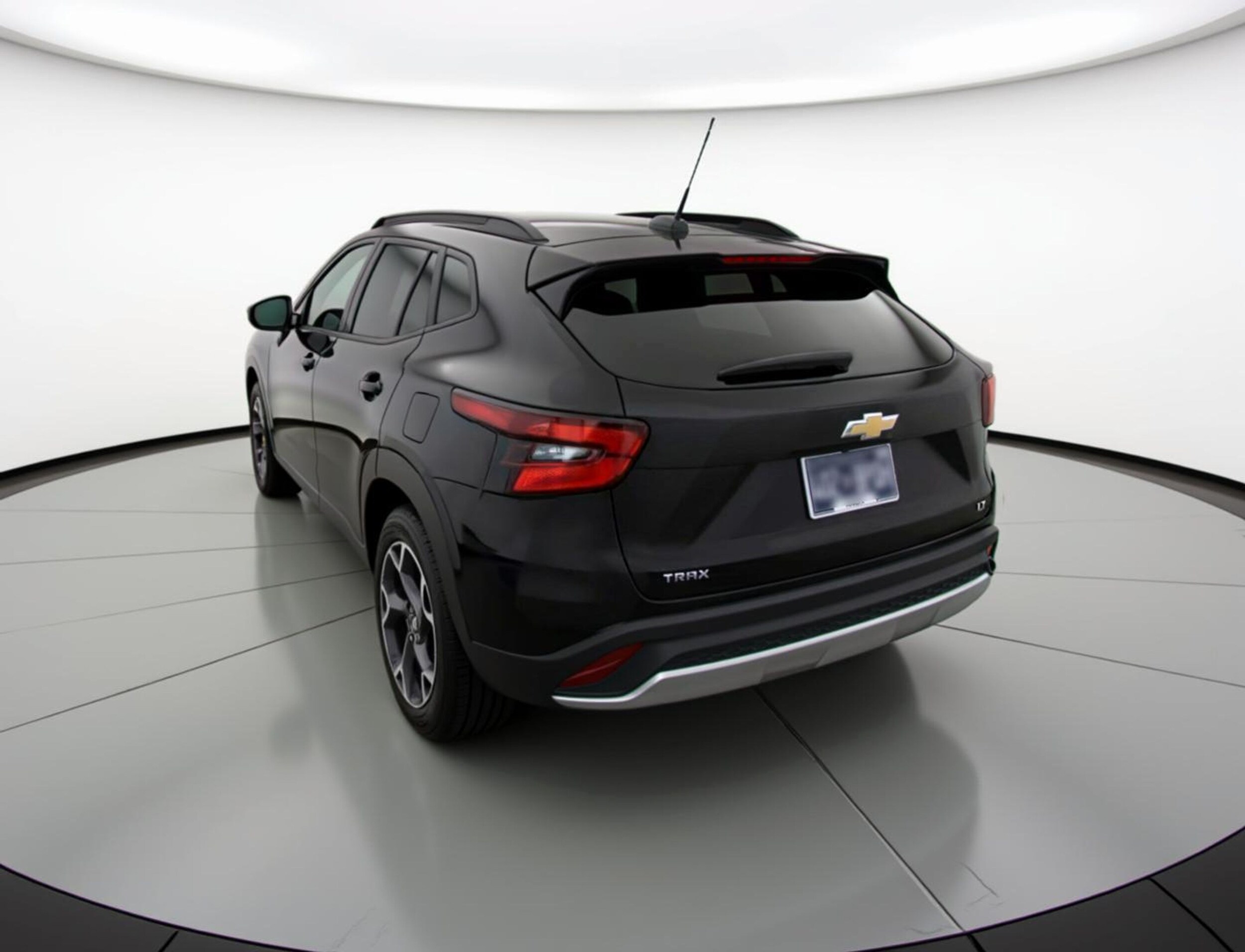 Thumbnail: 2025 Chevrolet Trax - 5