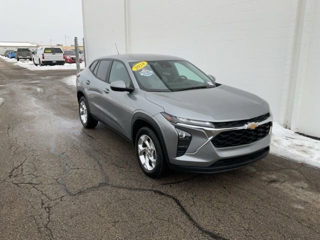 2024 Chevrolet Trax LS