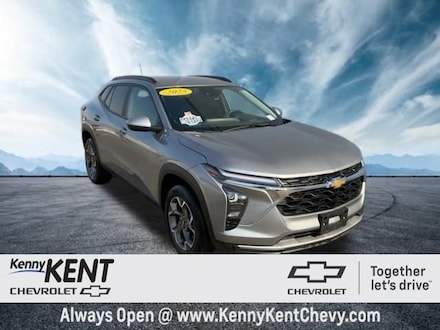 2025 Chevrolet Trax LT SUV