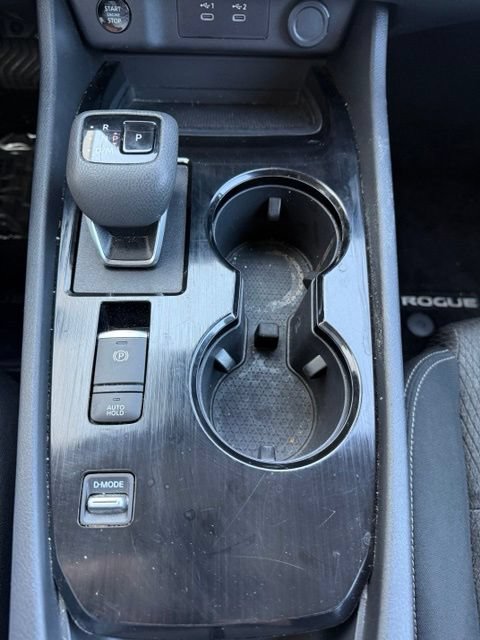 2025 Nissan Rogue SV - Photo 27