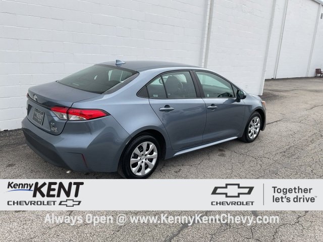 2024 Toyota Corolla LE photo 3