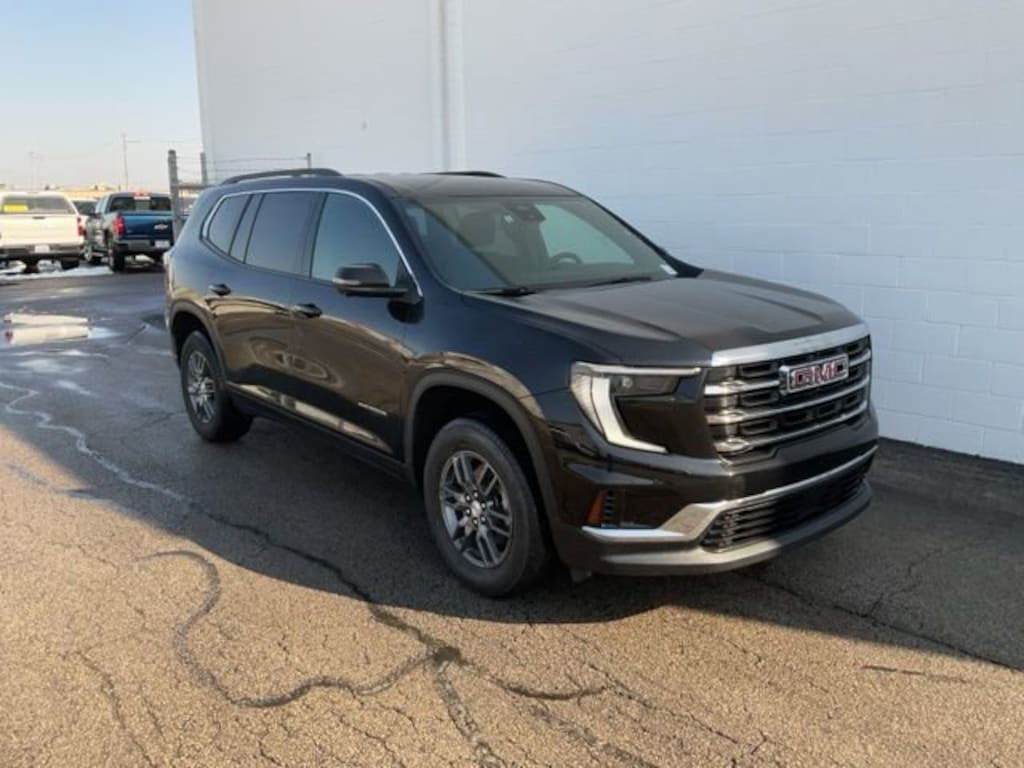 Used 2025 GMC Acadia Elevation SUV