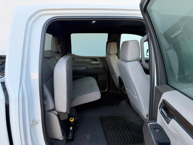 2024 Chevrolet Silverado 1500 LT - Photo 18