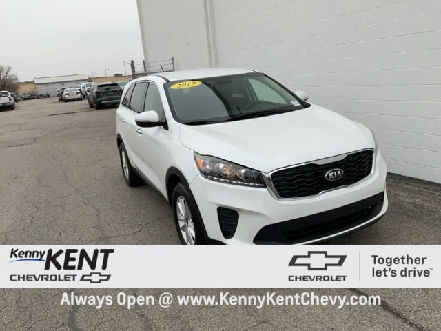 2019 Kia Sorento LX's photo