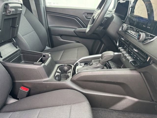 2023 Chevrolet Colorado Work Truck - Photo 17