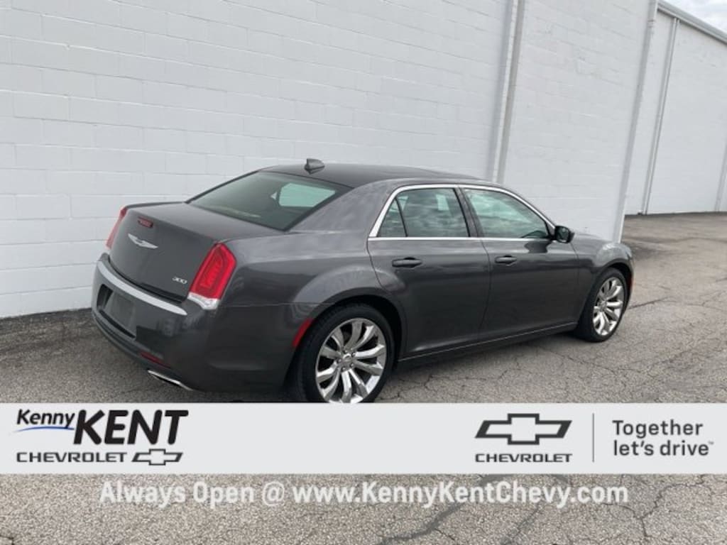 Used 2019 Chrysler 300 Touring L Sedan