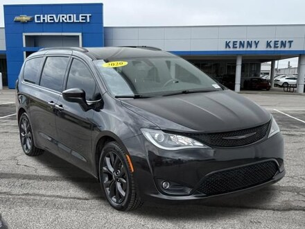 2020 Chrysler Pacifica Touring L Van Passenger Van