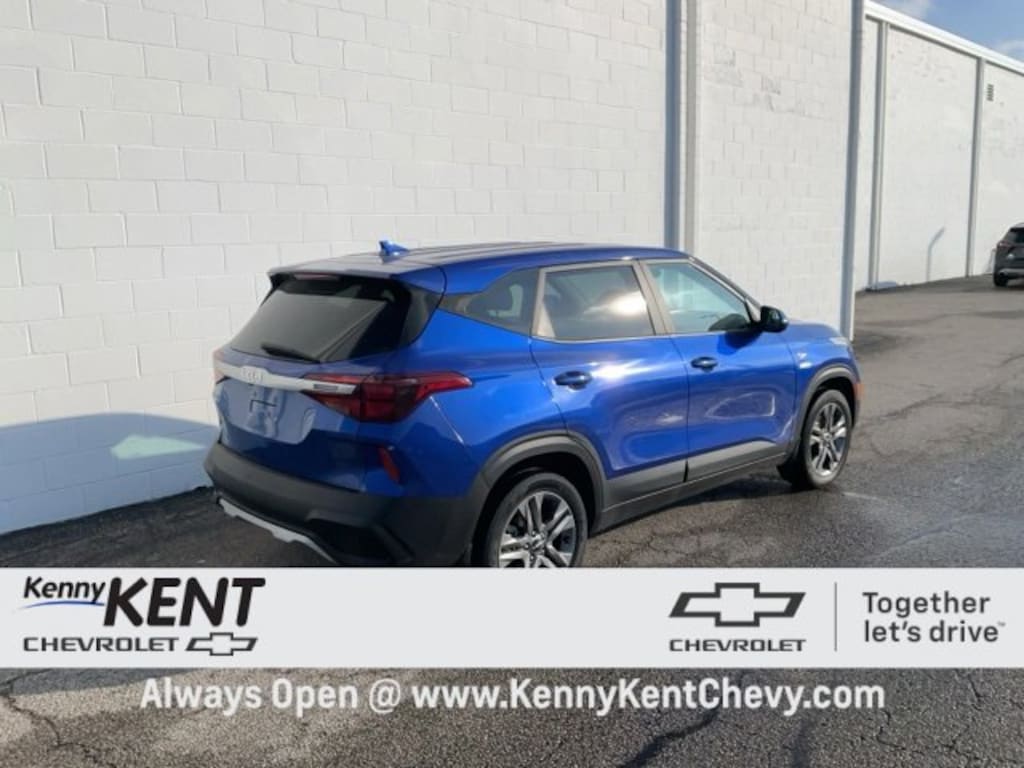 Used 2023 Kia Seltos LX SUV