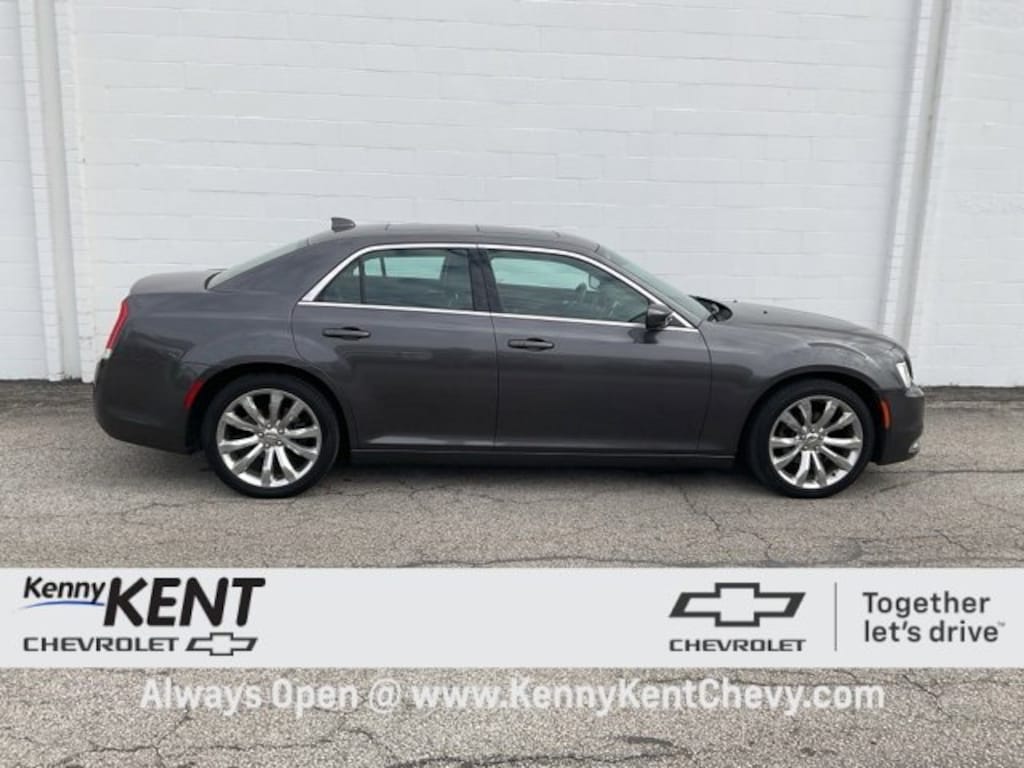 Used 2019 Chrysler 300 Touring L Sedan
