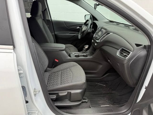 2024 Chevrolet Equinox LT - Photo 16