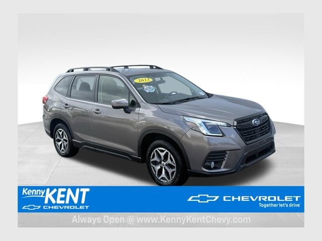 2023 Subaru Forester Premium's photo