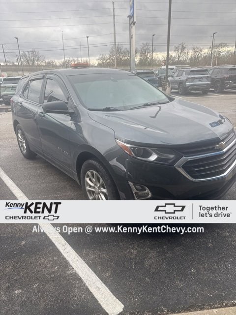 2020 Chevrolet Equinox LS's photo