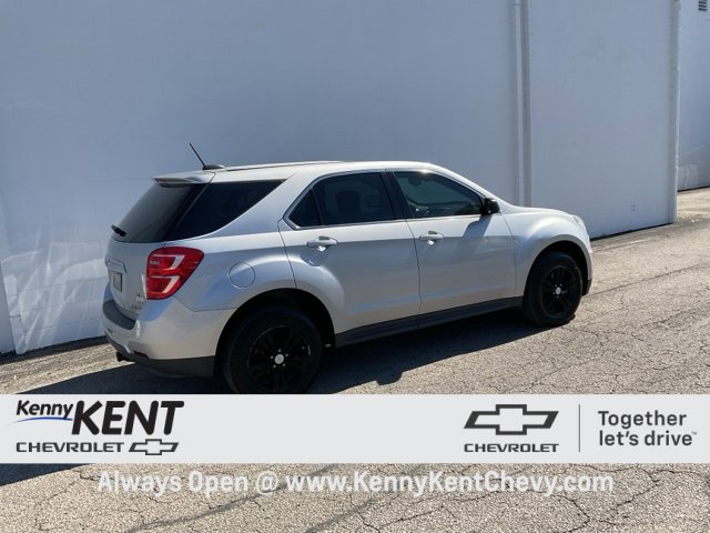 2016 Chevrolet Equinox LS photo 4