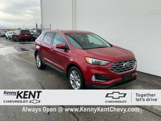 2024 Ford Edge Titanium's photo