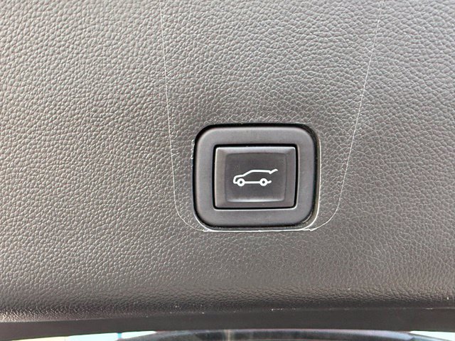 2023 Chevrolet Traverse 3LT - Photo 13